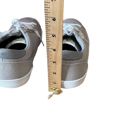 TOMS Men’s sneakers - classic lace-up style-Size 11.5-Great Condition - Picture 6 of 11